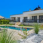 Villa Aleyna